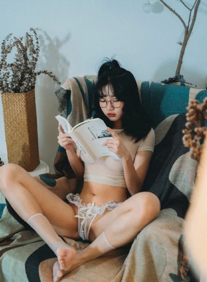 裙子底下是怪兽_DVD电视剧在线观看
